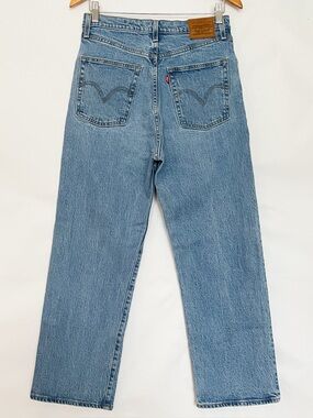 Levi's Premium Ribcage Straight Jean High Waisted Button Fly Pocket Size 29 Blue